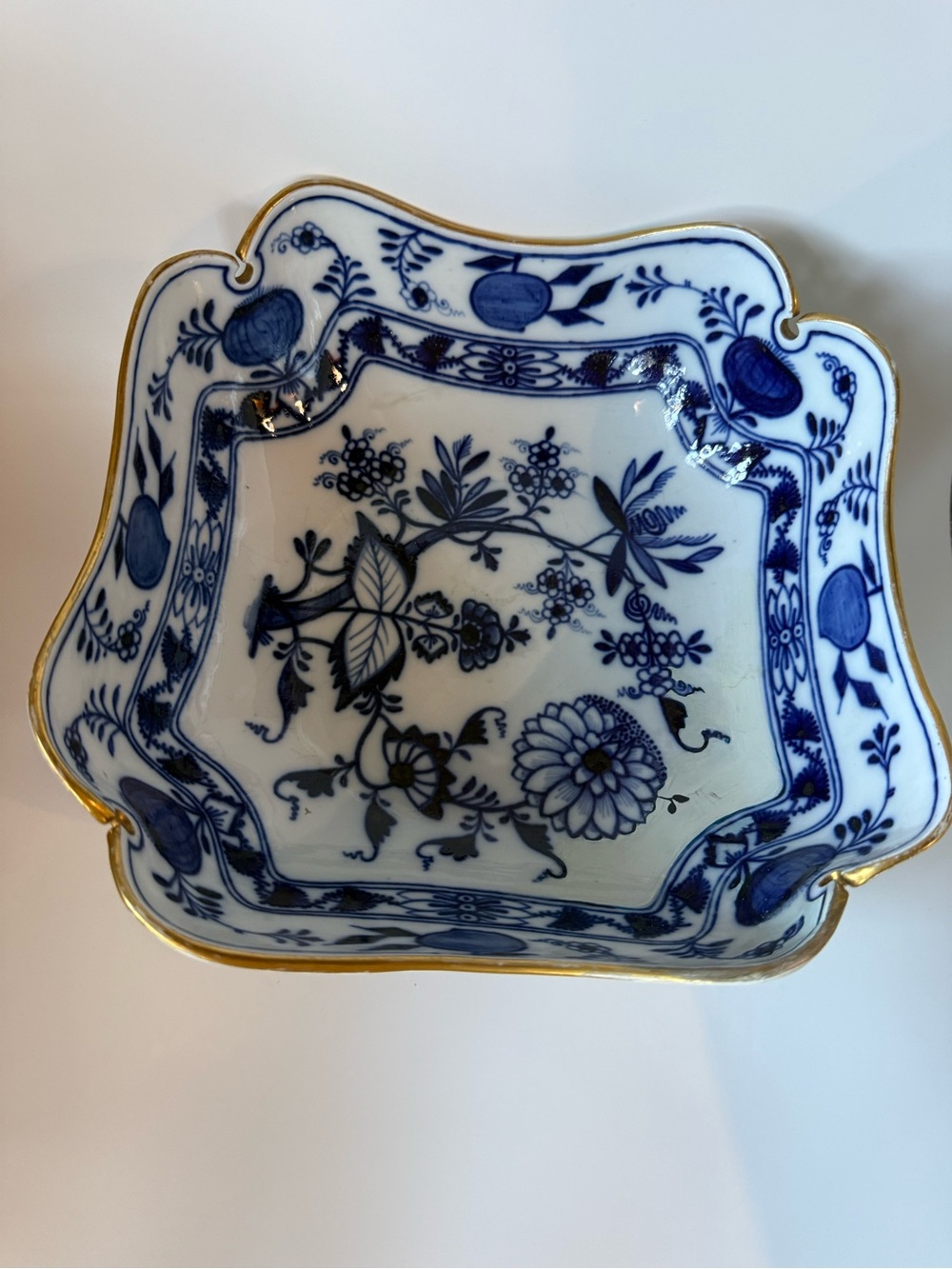 Antique Meissen Blue Onion Large Serving Bowl Gold Gilt Crossed Swords 9.75”